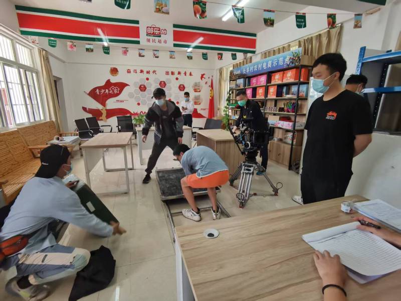 追星女孩心理学分析报告：德清县广告片拍摄公司揭秘饭圈应援式传播逻辑
